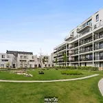 Sea En Rose - Family Near And Centre * 오스텐드