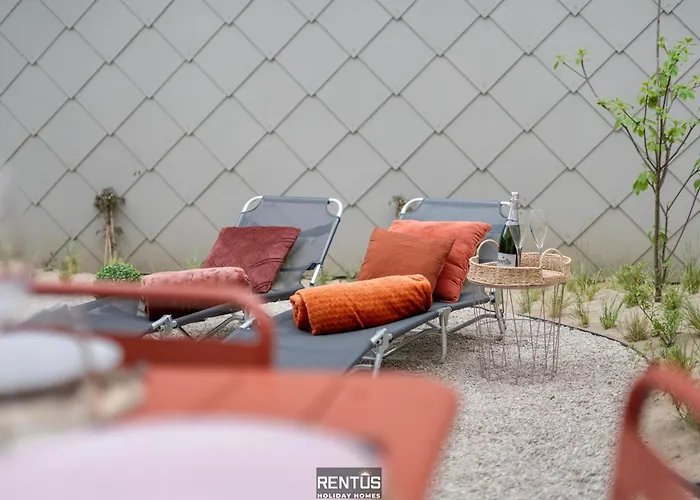 Sea En Rose - Family Near And Centre Daire *